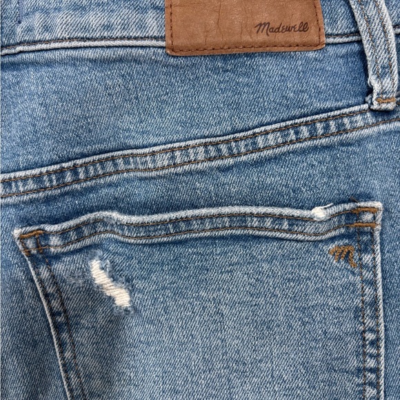 Madewell Distressed Jeans | Medium Wash | Size 28 - Picture 6 of 11